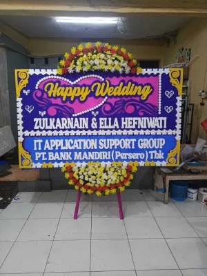 Papan Bunga di Kelapa Indah